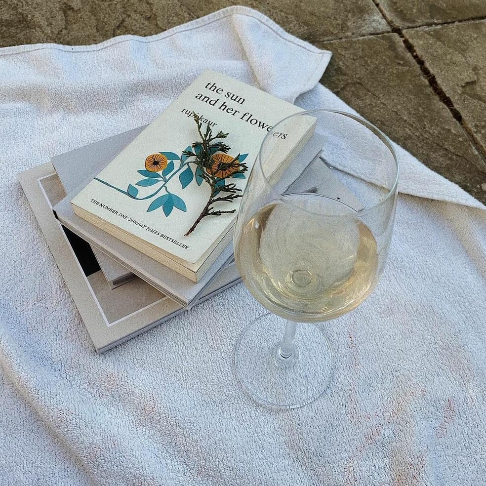 Sunny Weather Got You Craving A Good Book? Here's 5 Of Our Fave Summer ...