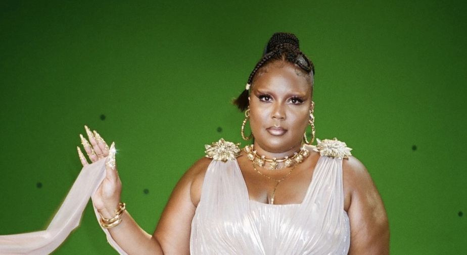 lizzo-reveals-that-drake-reached-out-to-her-after-hearing-those
