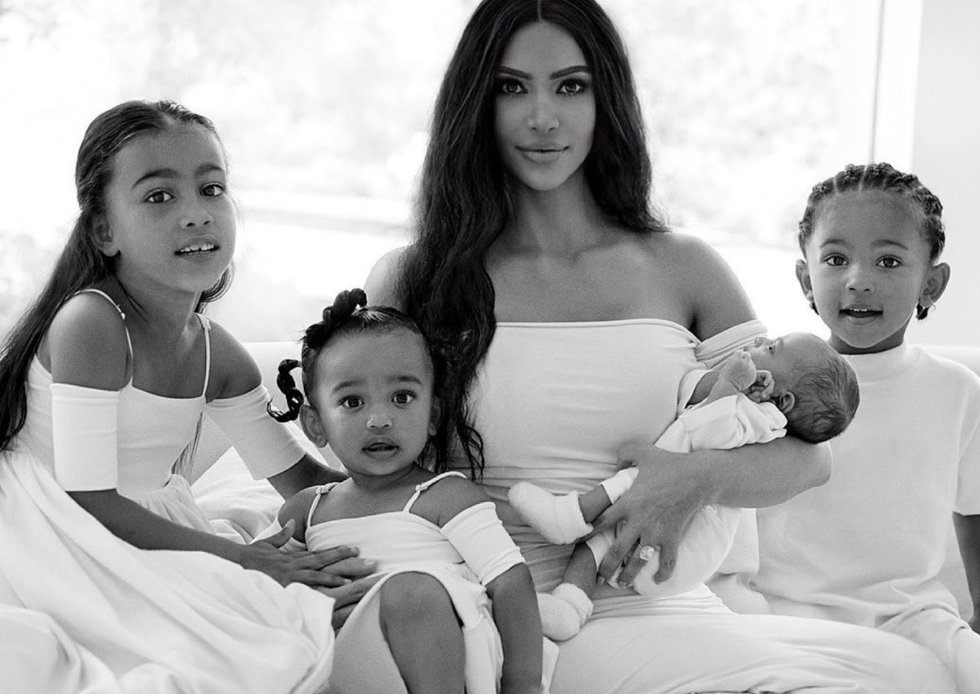 Kim Kardashian's Children Have Taken Over Elf On The Shelf Duties ...