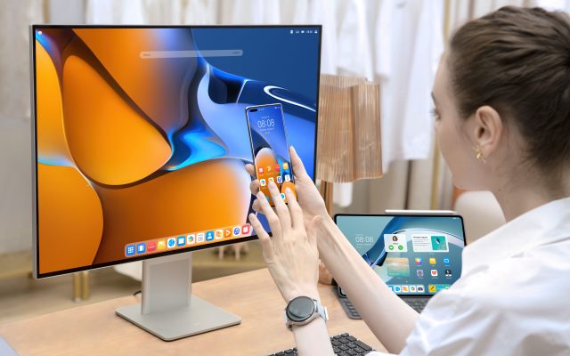 Slick Laptops To Smart Bands: All The Reasons To Celebrate The Holidays With Huawei - Vimarsana News