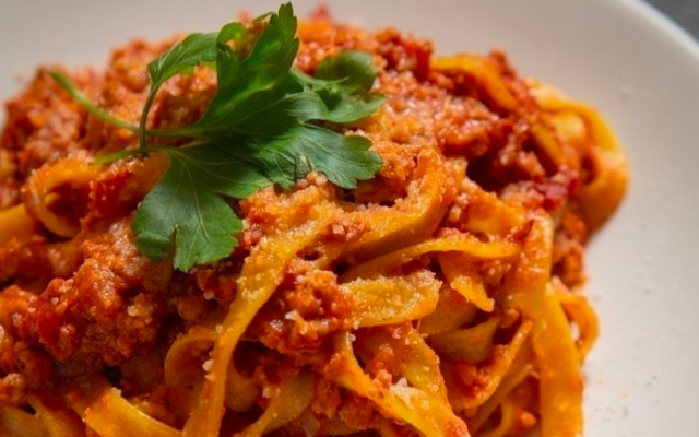 Road Tripping? 10 Restaurants Across Ireland You've Got To Try Out This Summer - Vimarsana News