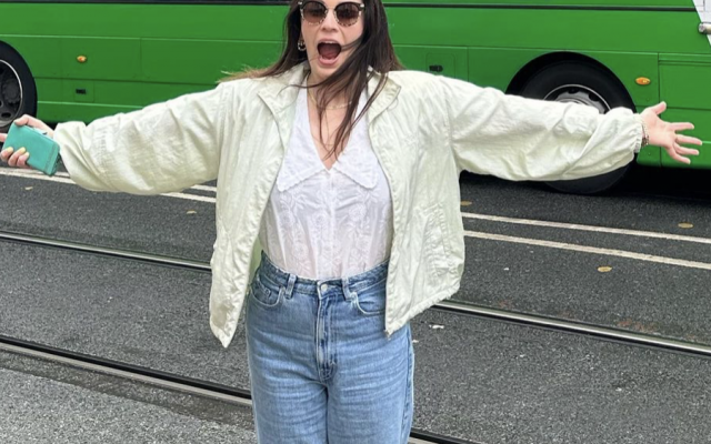 Aisling Bea Makes Her Movie Musical Debut | Stellar