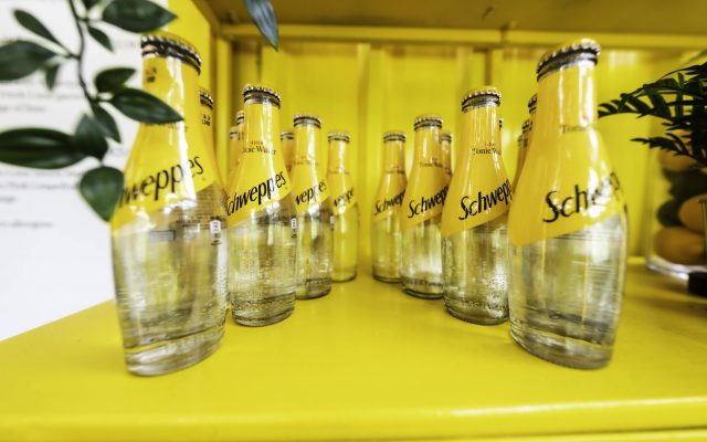 3 Festive Schweppes Cocktails We're Dying To Try This Christmas - Vimarsana News
