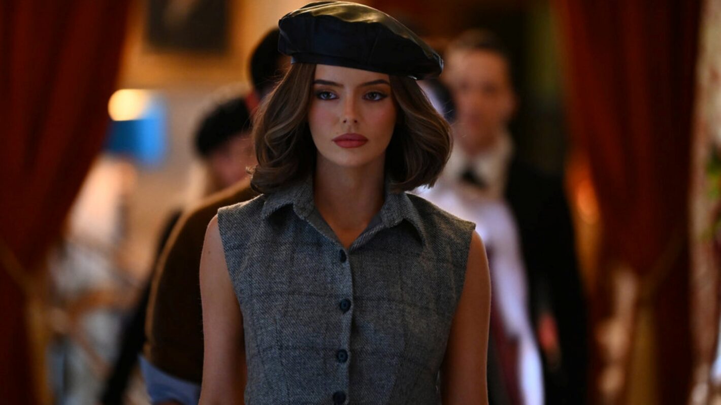 Maura Higgins Best Looks On The Traitors USA Stellar Maura Higgins Best Looks On The Traitors USA Stellar